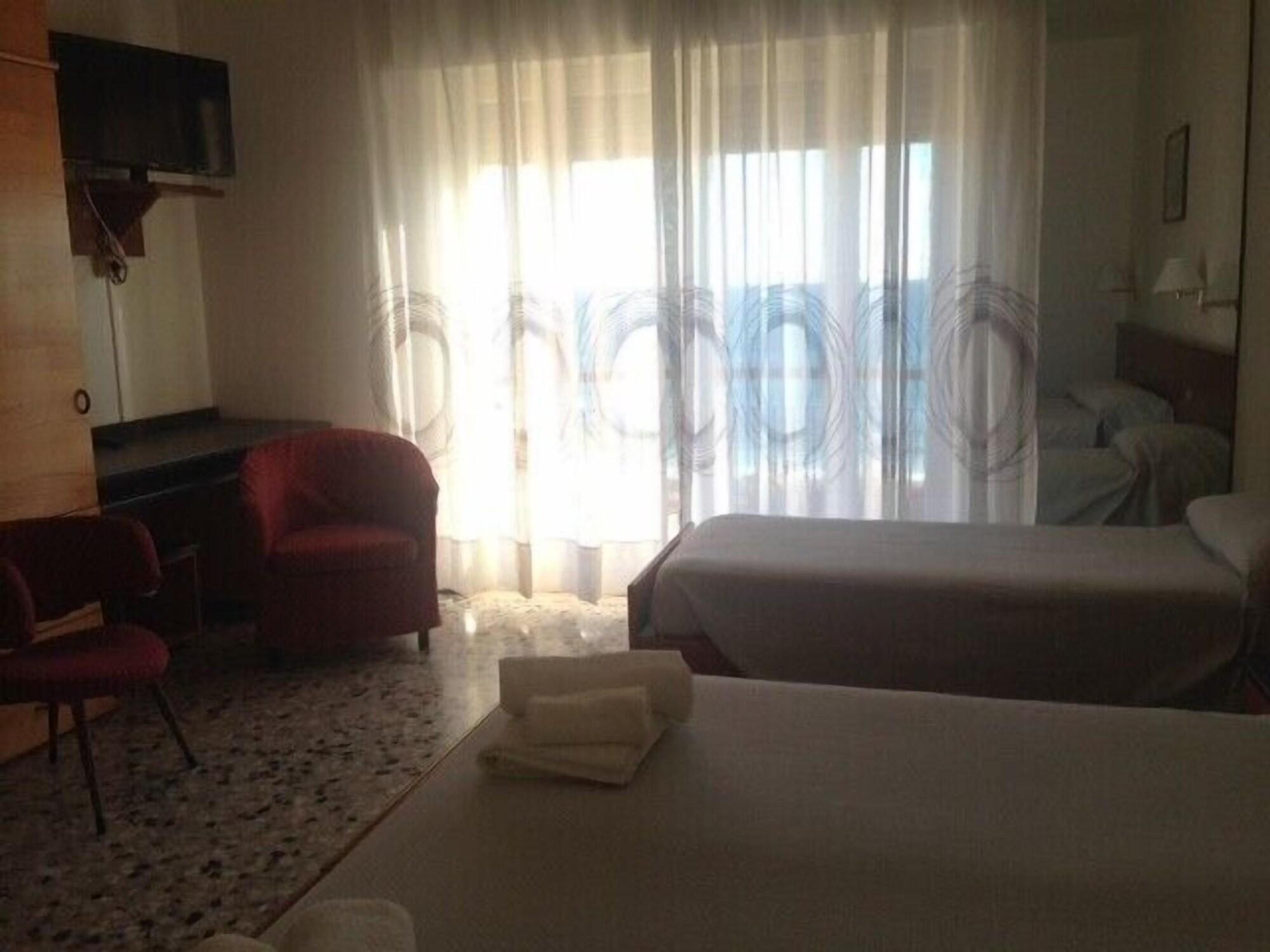 Hotel Minerva Pietra Ligure Exterior photo
