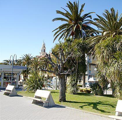 Hotel Minerva Pietra Ligure Exterior photo