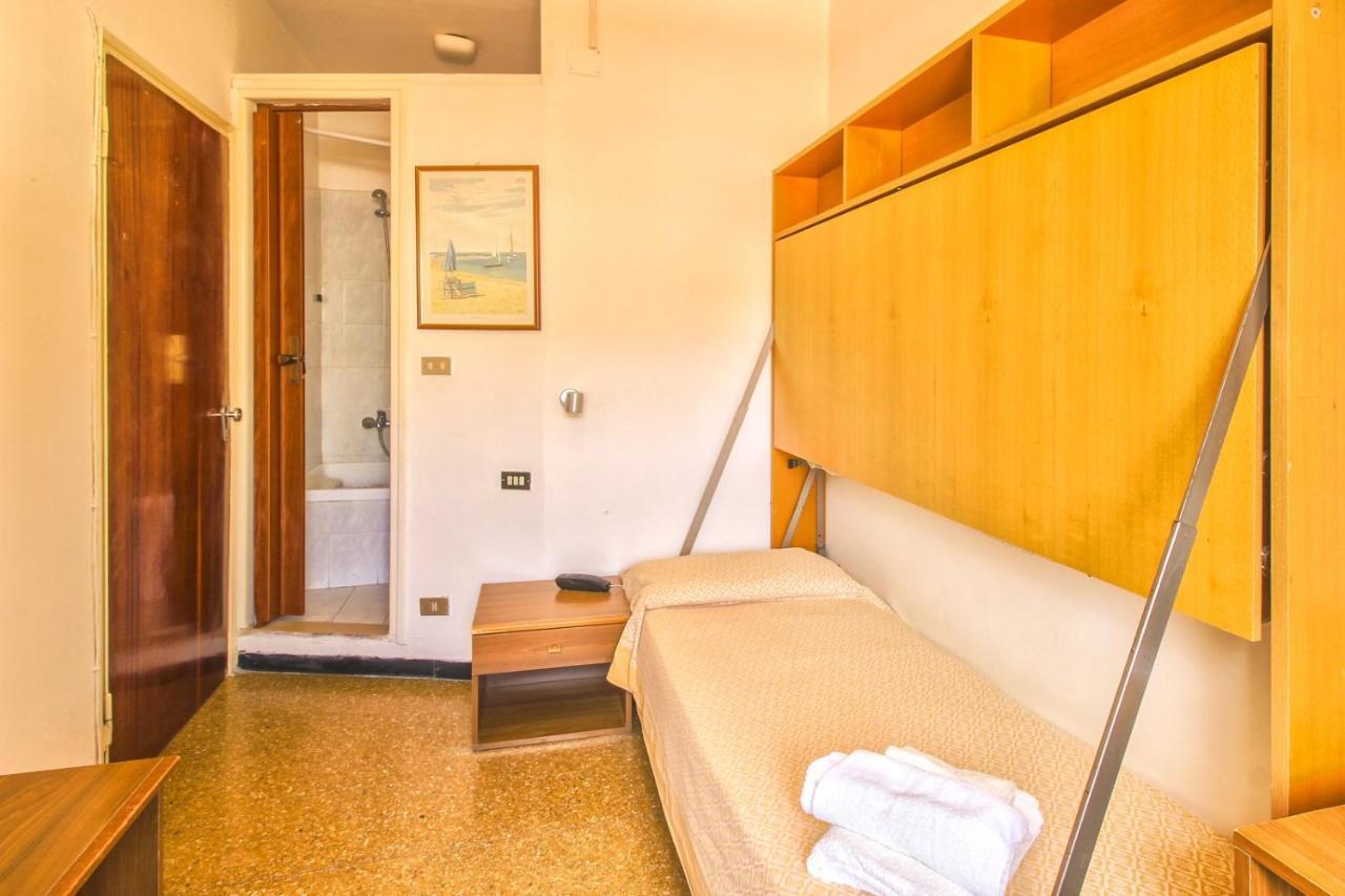 Hotel Minerva Pietra Ligure Exterior photo